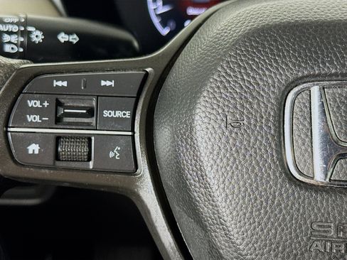 Used 2024 Honda HR-V LX image 11
