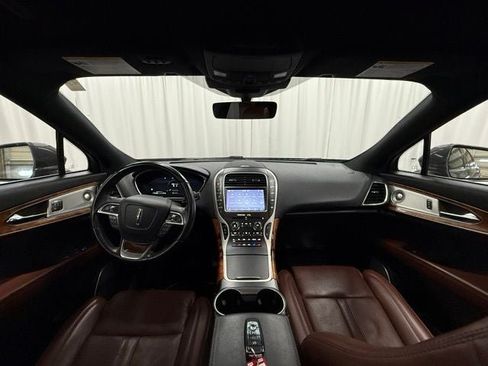 Used 2020 Lincoln Nautilus Reserve AWD/4WD image 4