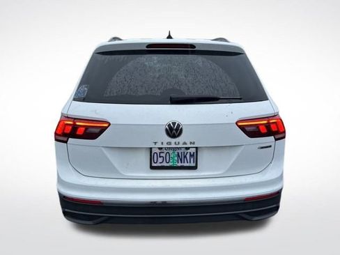 Used 2022 Volkswagen Tiguan S image 7