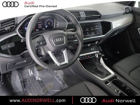 Certified 2025 Audi Q3 2.0T Premium Plus w/ Premium Plus Package image 2