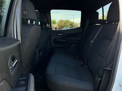 Used 2024 Chevrolet Colorado LT w/ LT Convenience Package II image 11