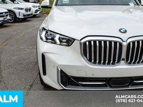 Used 2024 BMW X5 sDrive40i RWD image 11