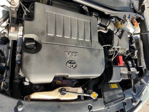 Used 2014 Toyota Camry SE image 3