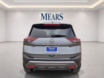Used 2023 Nissan Rogue SL w/ SL Premium Package