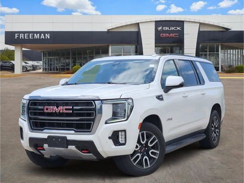 Used 2022 GMC Yukon XL AT4 AWD/4WD image 1