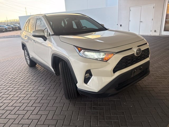Used 2021 Toyota RAV4 XLE Premium FWD image 2