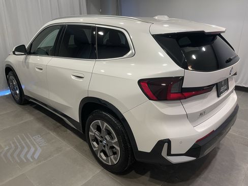Used 2025 BMW X1 xDrive28i w/ Technology Package image 4