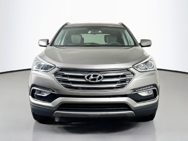 Used 2017 Hyundai Santa Fe Sport AWD/4WD image 2