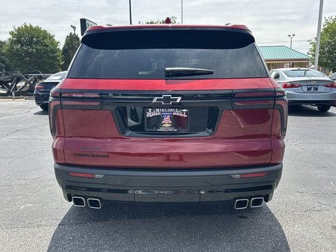 Used 2025 Chevrolet Traverse LT w/ Midnight/Sport Edition FWD image 7