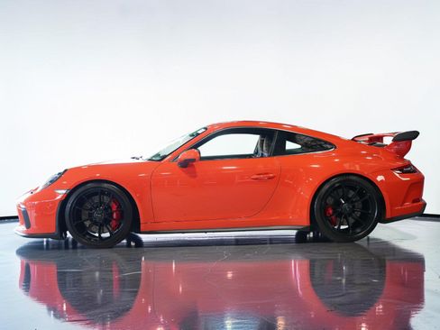 Used 2018 Porsche 911 GT3 RWD image 14