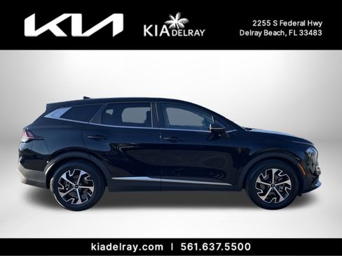 Certified 2023 Kia Sportage EX image 2