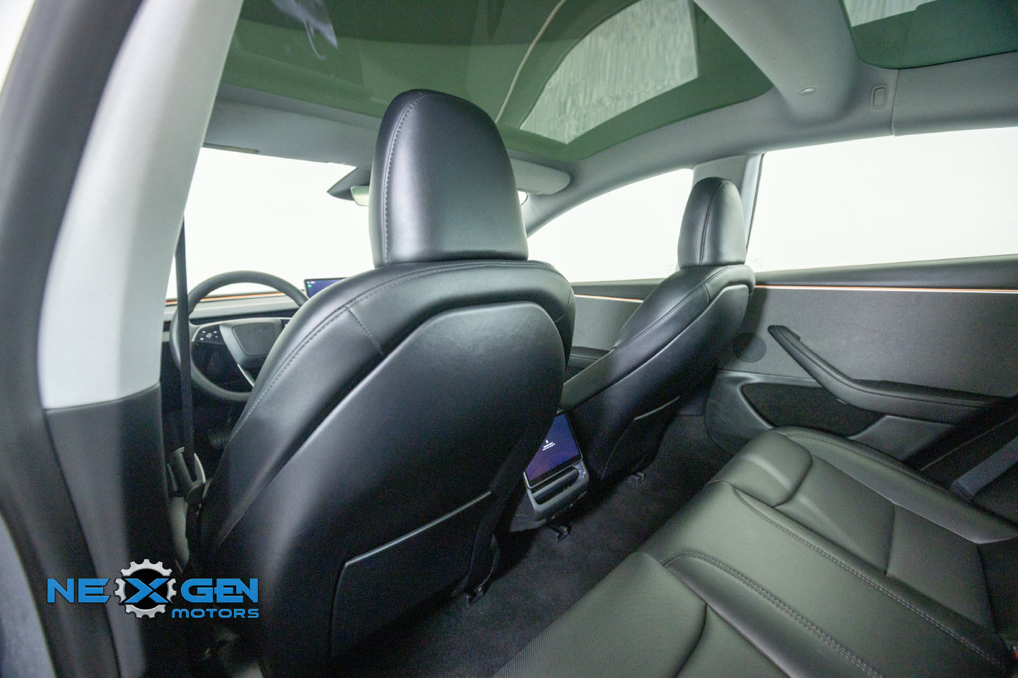 Used 2025 Tesla Model 3 Long Range RWD image 25