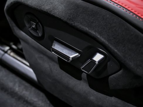 Used 2023 Lamborghini Urus Performante image 27