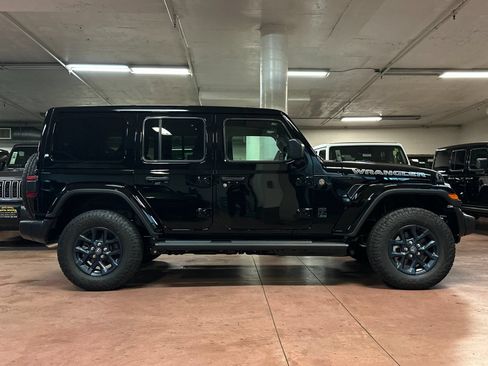 New 2026 Jeep Wrangler Unlimited Sport AWD/4WD image 6