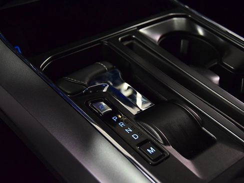 Used 2022 Ford F150 Lariat image 28