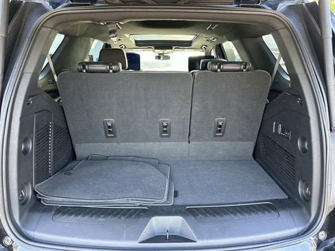 Used 2023 Chevrolet Tahoe LT w/ Luxury Package image 16