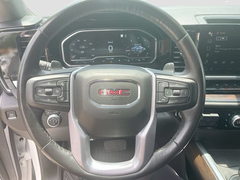 Used 2023 GMC Sierra 1500 SLT w/ SLT Premium Plus Package AWD/4WD image 11