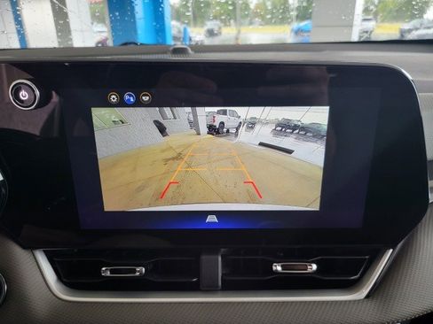 New 2026 Chevrolet Equinox LT w/ Convenience Package II image 4