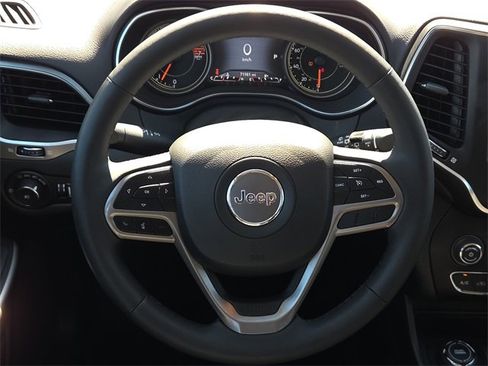 Used 2022 Jeep Cherokee Latitude Lux image 15