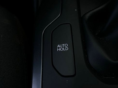 Used 2025 Kia K4 LXS image 23