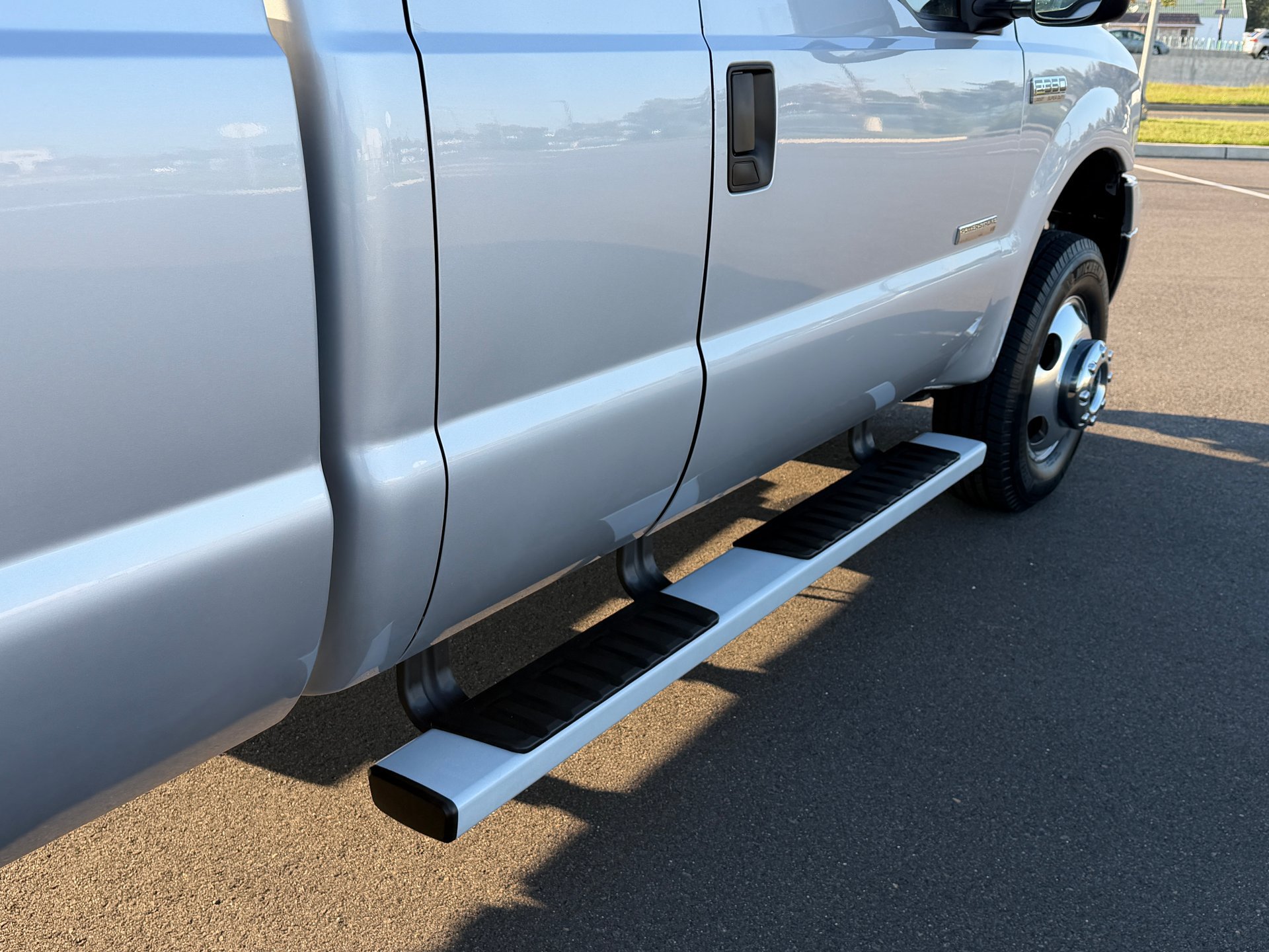 Used 2006 Ford F350 XL AWD/4WD image 9