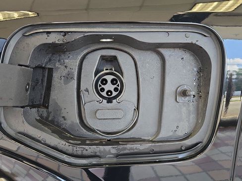Used 2024 Chevrolet Equinox EV RS AWD/4WD image 31