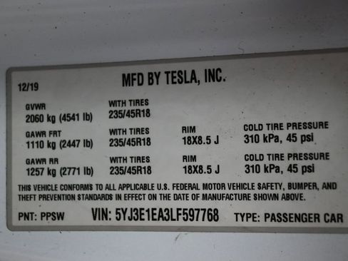 Used 2020 Tesla Model 3 Standard Range Plus RWD image 11