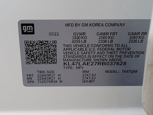 Used 2024 Buick Envista Preferred w/ Advanced Safety Package image 17