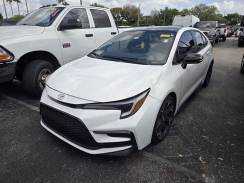 Used 2025 Toyota Corolla FX w/ Convenience Package image 3