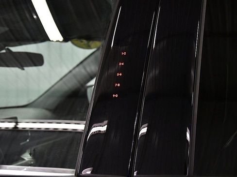 Used 2023 Ford Explorer XLT w/ Equipment Group 202A image 15