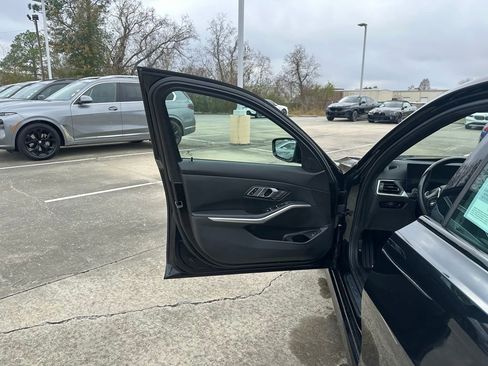 Certified 2023 BMW 330i Sedan w/ Premium Package image 8