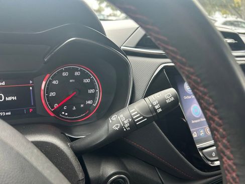 Used 2021 Chevrolet TrailBlazer RS w/ Technology Package image 22