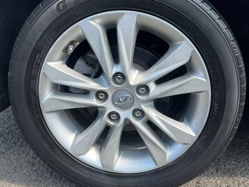 Used 2014 Hyundai Elantra GT image 17