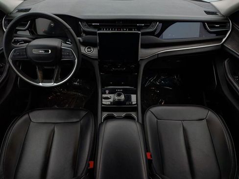 Used 2024 Jeep Grand Cherokee Limited 4xe image 28