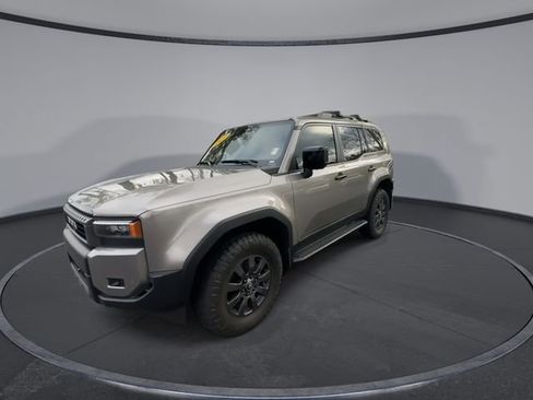 Used 2025 Toyota Land Cruiser image 8