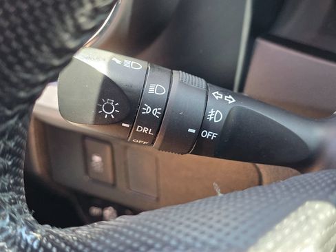 Used 2020 Toyota Tacoma TRD Off-Road w/ Technology Package RWD image 47