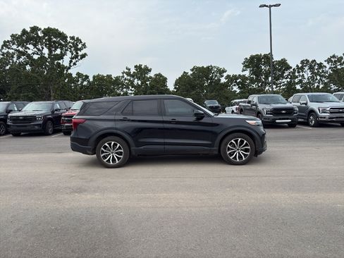 Used 2022 Ford Explorer ST AWD/4WD image 5