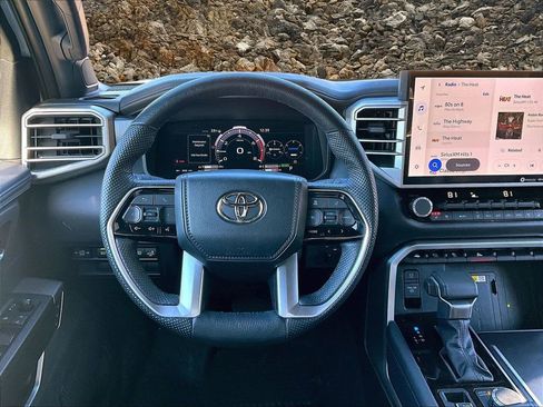 Used 2024 Toyota Tundra Platinum image 5