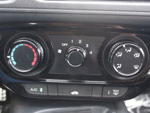 Used 2022 Honda HR-V Sport image 27