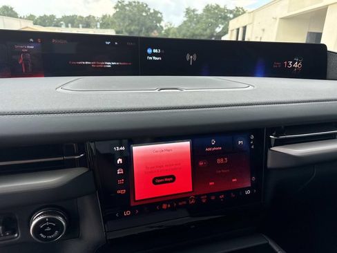 New 2026 Lincoln Navigator Reserve w/ Jet Appearance Package AWD/4WD image 24