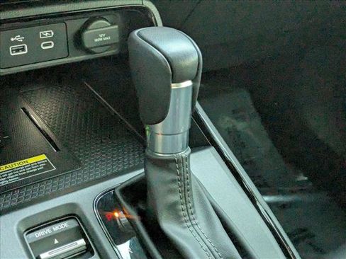 Used 2024 Honda CR-V EX-L image 12