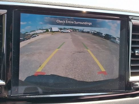 Used 2025 Chrysler Pacifica Select FWD image 25