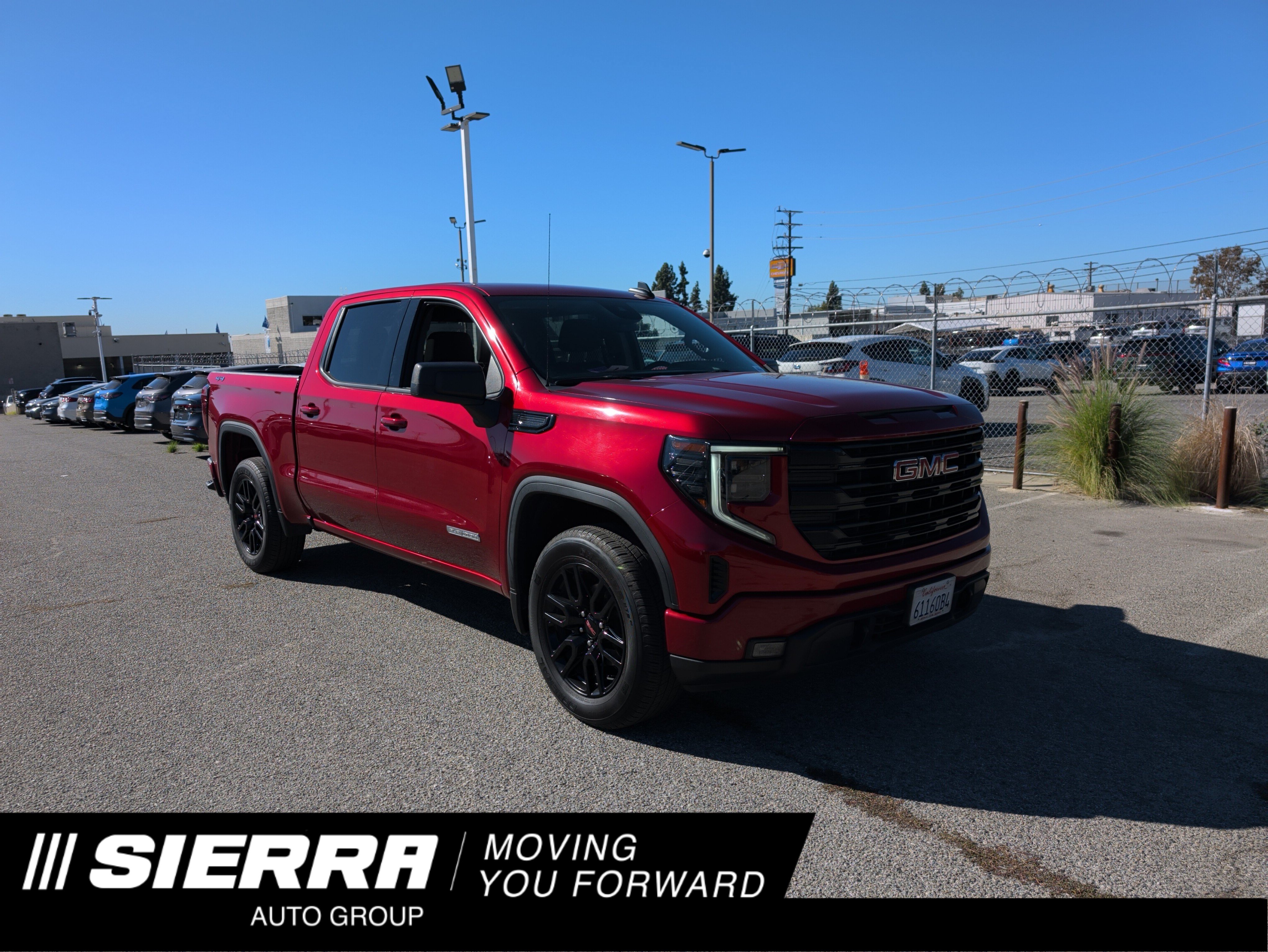 Used 2024 GMC Sierra 1500 Elevation AWD/4WD image 1