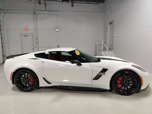 Used 2017 Chevrolet Corvette Grand Sport image 6
