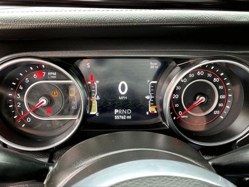 Used 2021 Jeep Wrangler Unlimited Rubicon AWD/4WD image 13