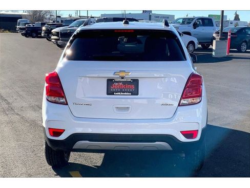 Used 2021 Chevrolet Trax LT image 4