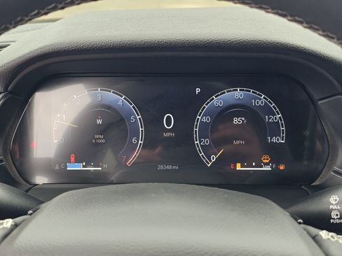 Used 2024 Jeep Grand Cherokee Laredo RWD image 23