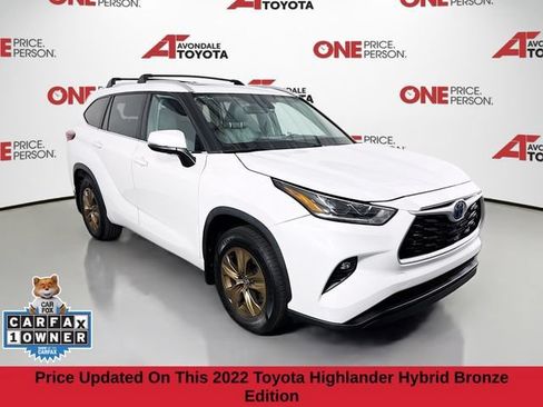 Used 2022 Toyota Highlander Bronze Edition AWD/4WD image 1