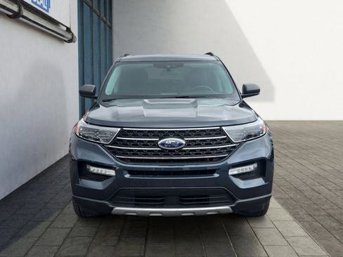 Certified 2023 Ford Explorer XLT w/ Equipment Group 202A image 8