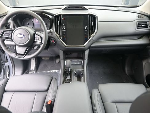 Used 2025 Subaru Ascent Bronze Edition AWD/4WD image 18